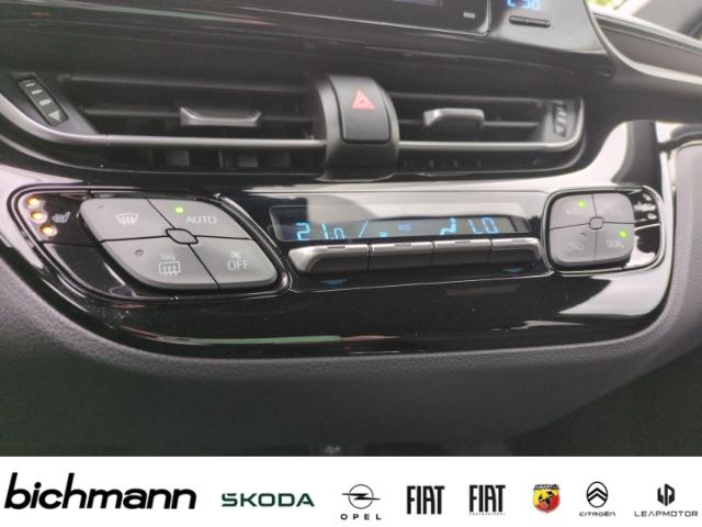 Toyota C-HR TeamD 4x4 AT Kli2 18'' RFK DAB USB