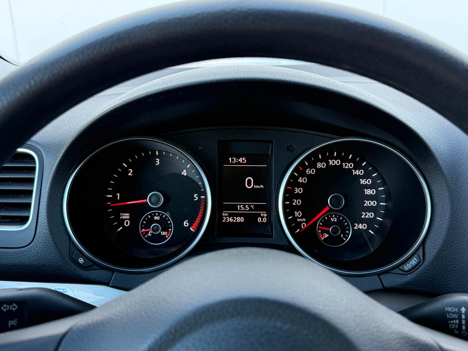 Volkswagen Golf 2010 — photo 10