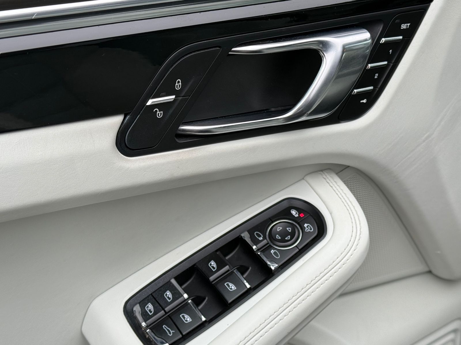 Porsche Macan Turbo 3.6-Chrono/Bose/21 ZOLL-Alcantara foto 47