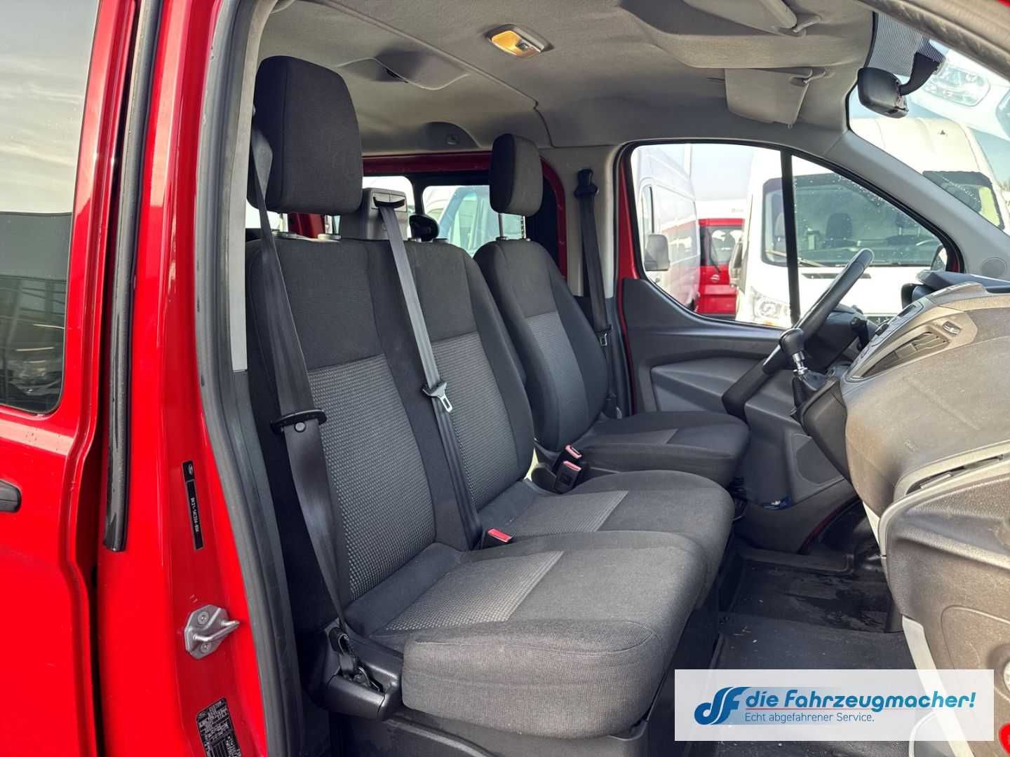 Fahrzeugabbildung Ford Transit Custom Tourneo 300 L1 *2357