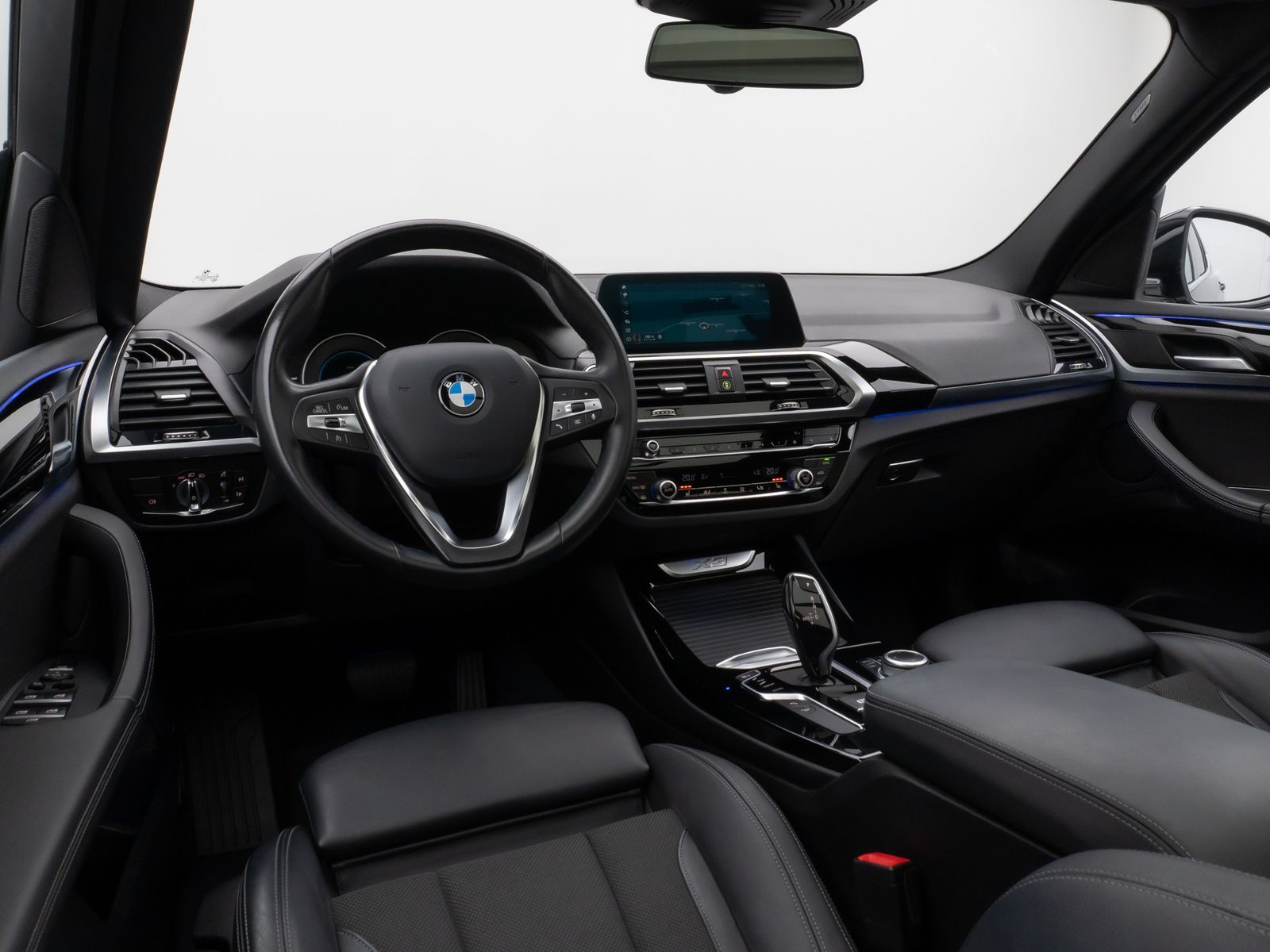 Fahrzeugabbildung BMW X3 xD20d xLine Kamera Panorama HUD DAB HiFi 19"