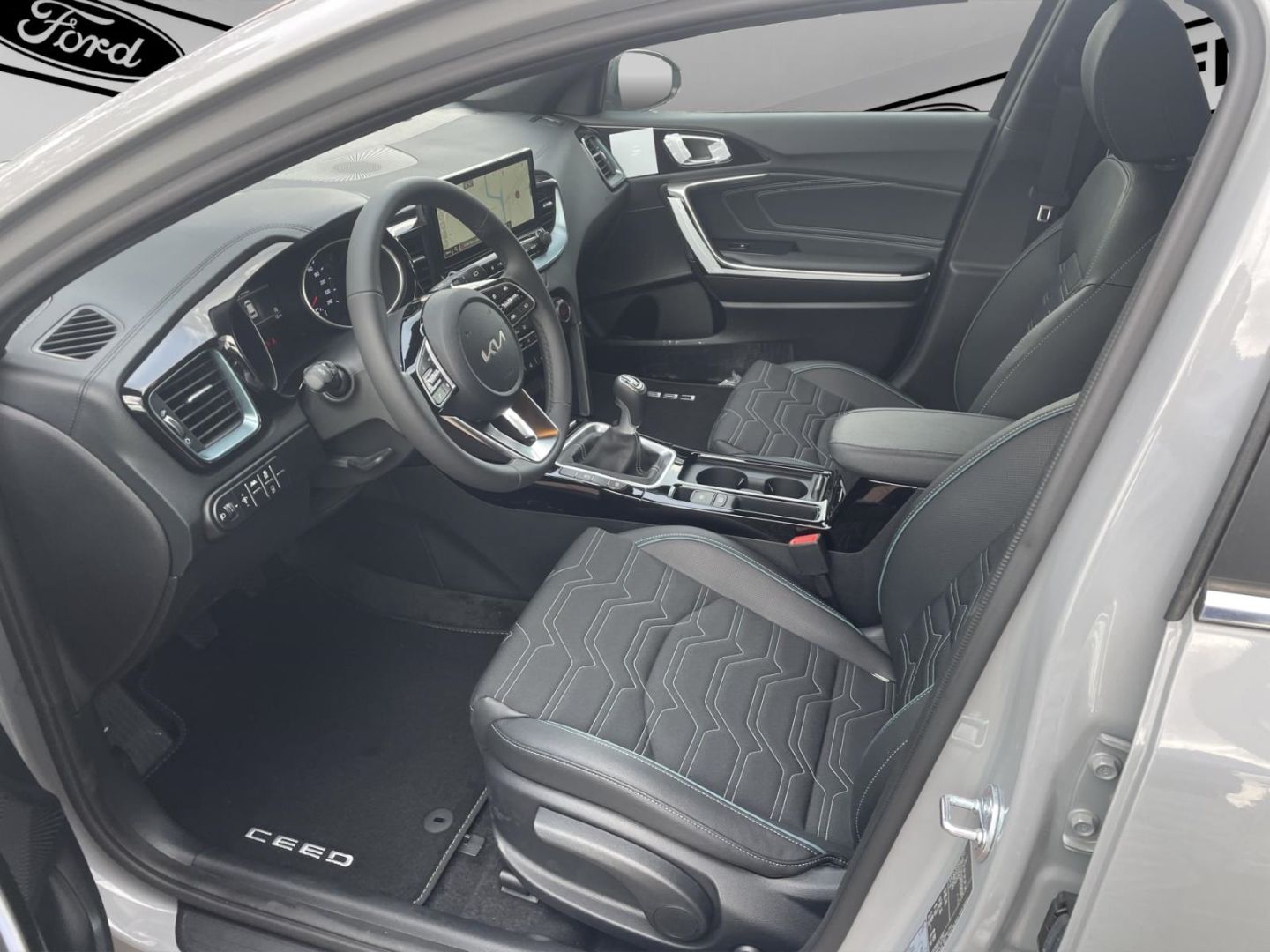 Fahrzeugabbildung Kia Ceed Nightline JBL Kamera Tempomat SpurhalteASS