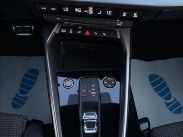 Audi A3 Sportback 40 TFSI e S line*LED*APPLE*ACC*LANE