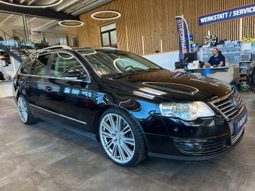 MYAUTOCENTER – Gebraucht- und Jahreswagen mit Werkstattservice in Pfaffenhofen Volkswagen Passat Variant V6 FSI *4Motion*Navi*Xenon*TÜV*