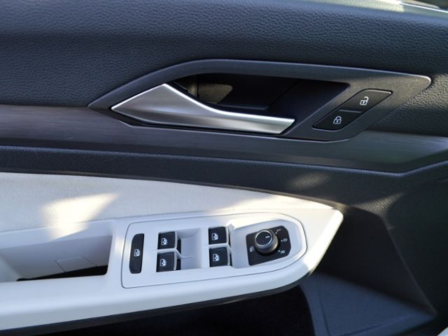 Volkswagen Golf - Bild 12