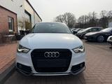 Audi A1 S-Line Sportback ambition*Automatik*Xenon*18" - scheckheftgepflegte Audi A1
