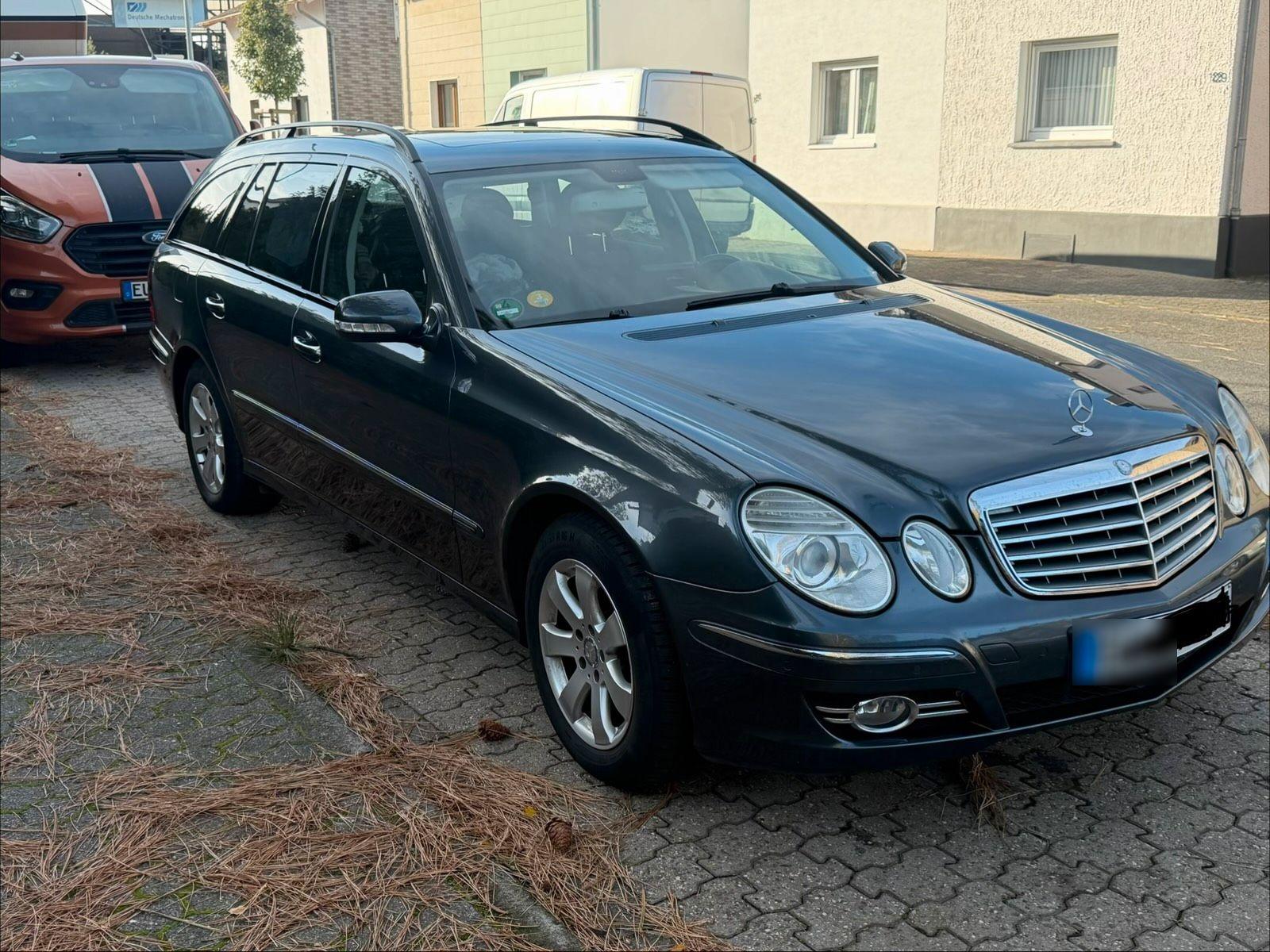 Mercedes-Benz E 280