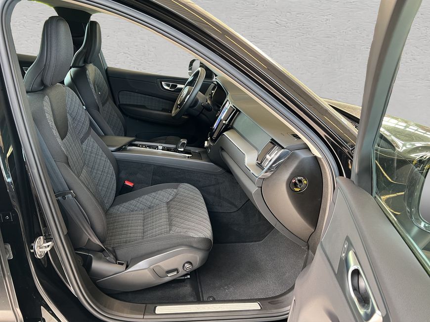 Volvo XC60 B4 Core Aut Google-Maps LED Rückfahrkamera foto 18