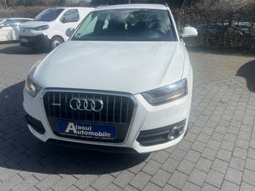 Audi Q3 - 4