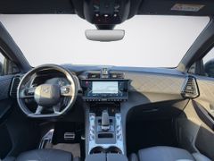 Fahrzeugabbildung DS Automobiles DS 7 1.6 E-Tense 225 Grand Chic