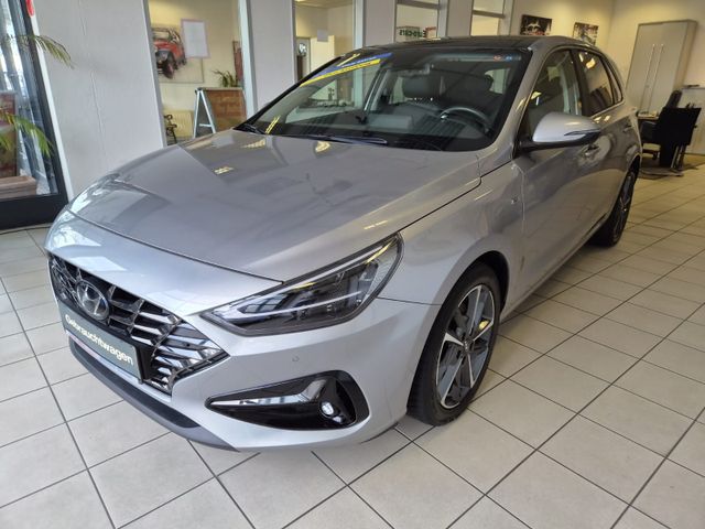 Hyundai i30 Prime Mild-Hybrid / KAMERA / 1. HAND