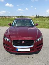Jaguar F-Pace 30d AWD Portfolio - Jaguar F-Pace: Portfolio