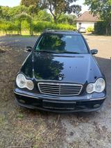 Mercedes-Benz C 320 CDI T Avantgarde - gebrauchte Mercedes-Benz C 320 aus dem Jahr 2004