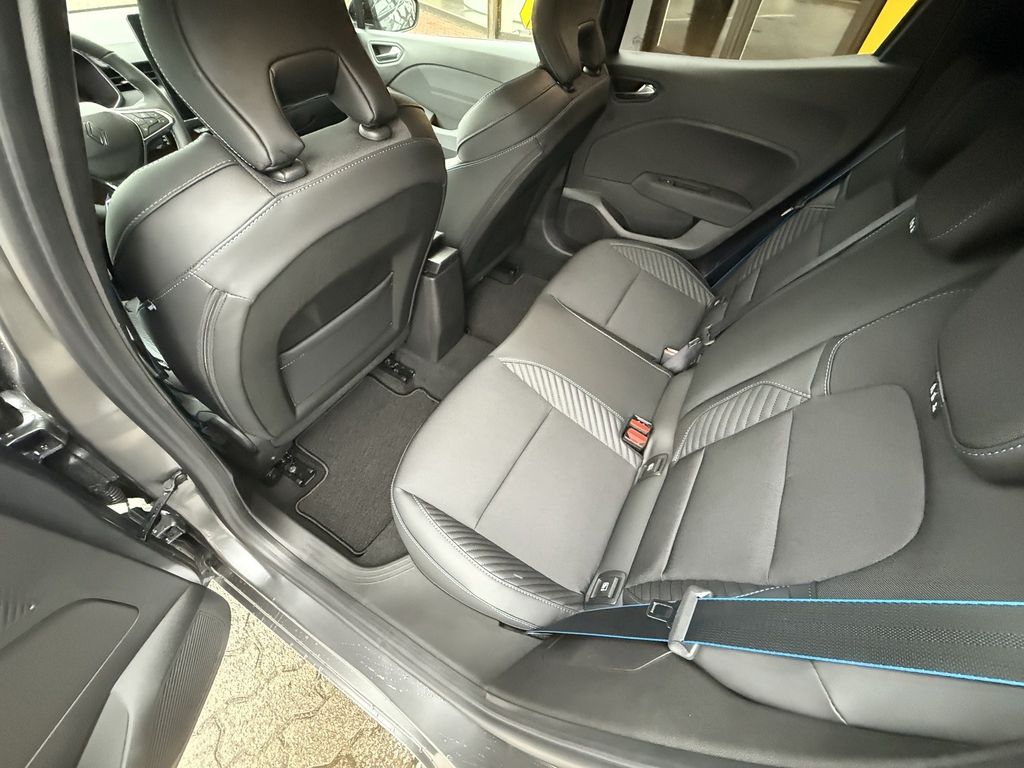 RENAULT Clio - Bild 9