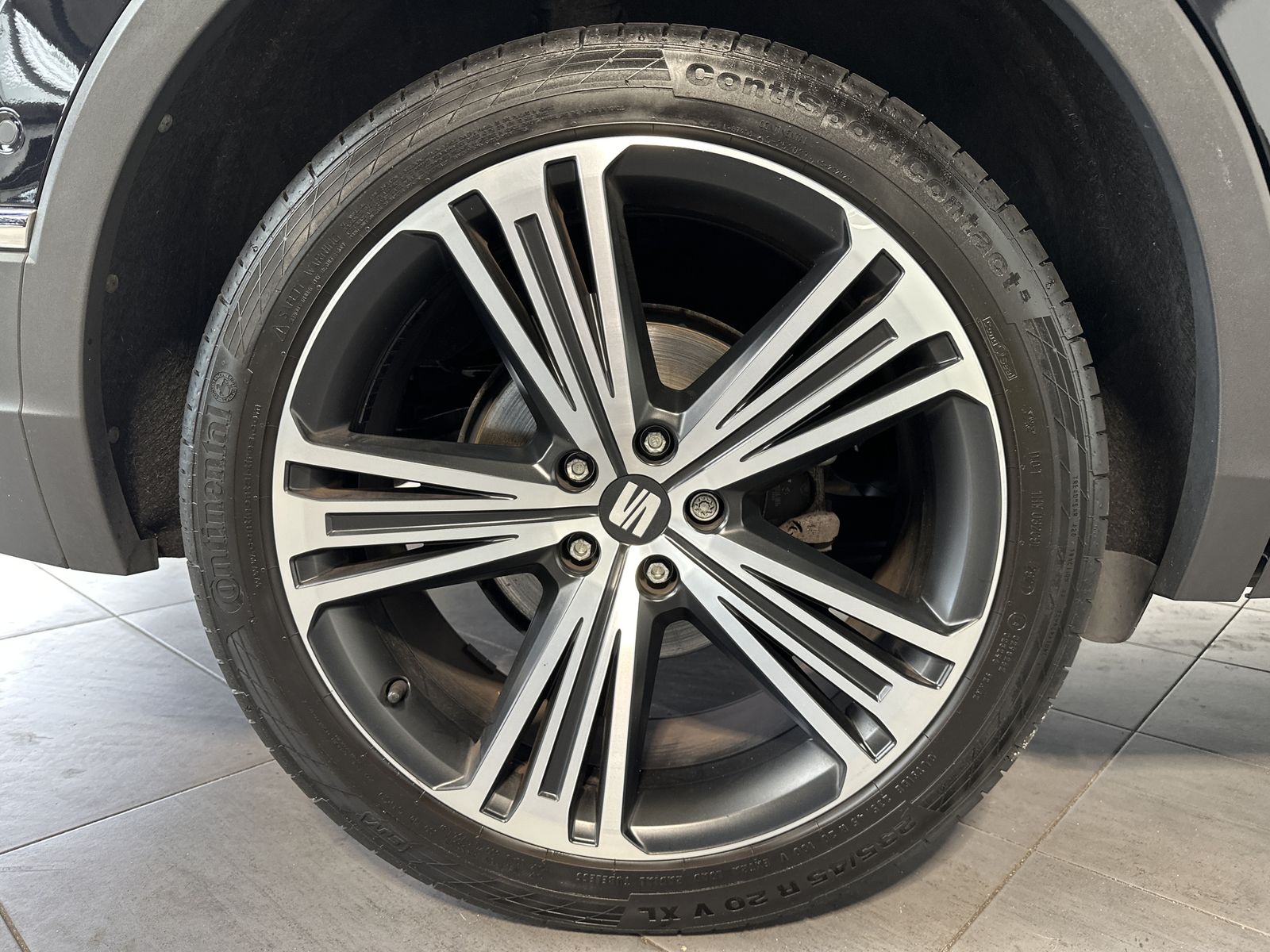 Fahrzeugabbildung SEAT Tarraco 2.0 TSI DSG 4D XC NAV+LED+AHK+PANO+20ZO