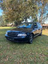 Audi A4 b5 1,8 L - Audi A4 aus 1996: Kombi