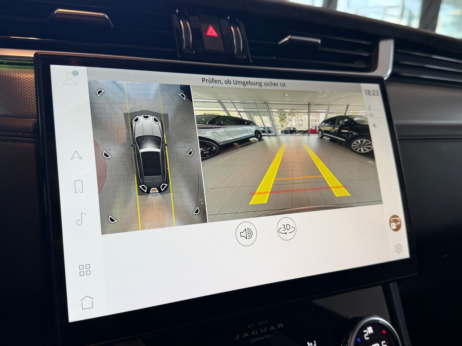 Fahrzeugabbildung Jaguar F-PACE SVR /PANO/MERIDIAN/360°KAM/HUD/AMBIENTE