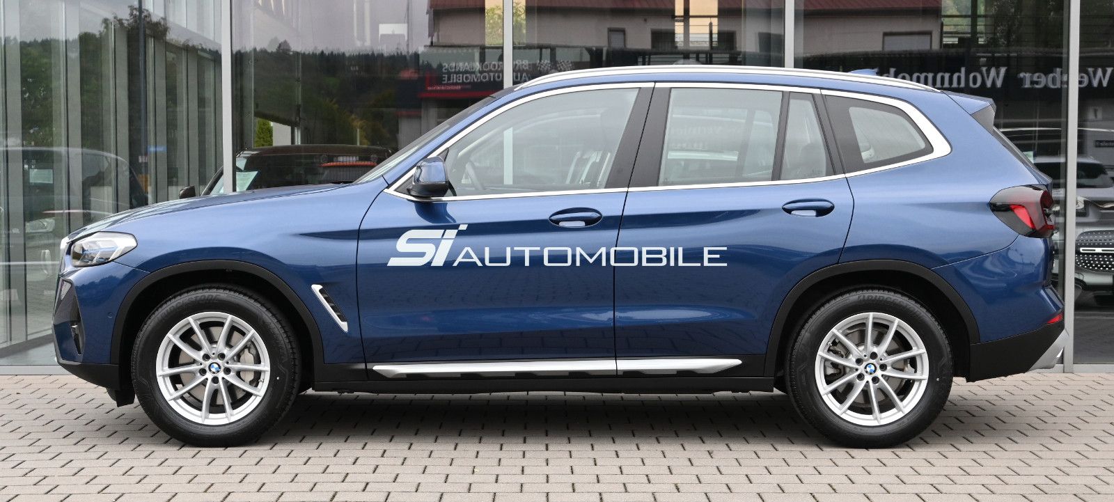 Fahrzeugabbildung BMW X3 xDrive30i °ACC°AHK°STANDHEIZUNG°MEMORY°HUD°