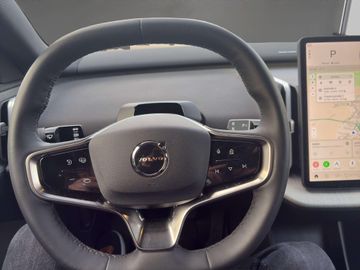 Volvo EX30 Plus AWD Performance Pure Electric