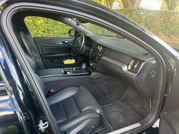 Volvo V60 - 11