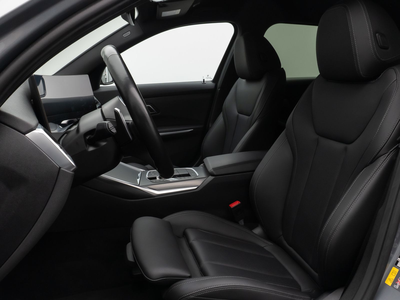 Fahrzeugabbildung BMW 330e xD M Sport Kamera DAB HUD Lenkradheizung