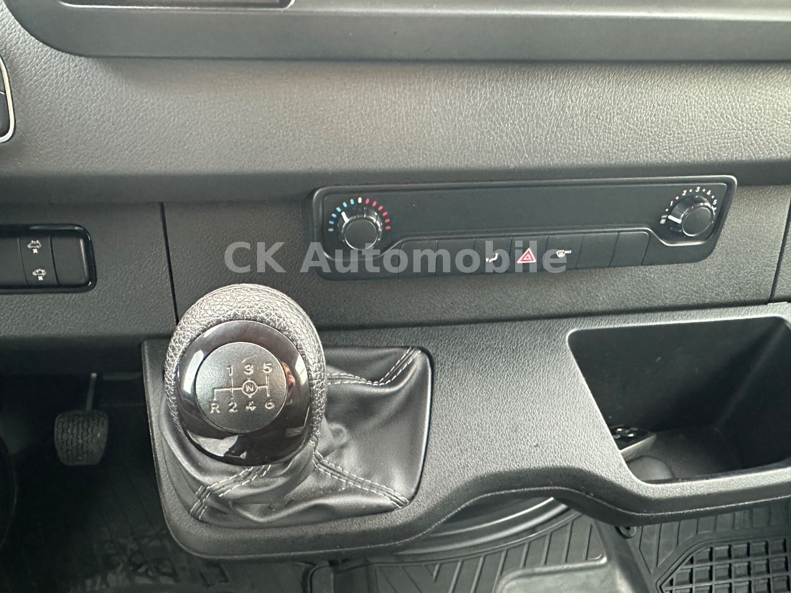 Fahrzeugabbildung Mercedes-Benz Sprinter III Kasten 315 CDI RWD Jumbo XXL H2/L5