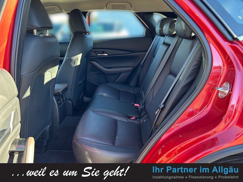 Fahrzeugabbildung Mazda CX-30 SKY-X 180 AWD 6AG SELECTION AHK BOSE LEDER