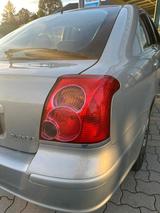 Toyota Ich biete mein Auto - Toyota Avensis aus 2006