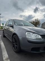 Volkswagen Golf V / 5 1,4 75Ps *Motor und ... - Volkswagen Golf aus 2004: Golf5