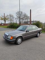 Mercedes-Benz E 230 - gebrauchte Mercedes-Benz E 230 aus dem Jahr 1992