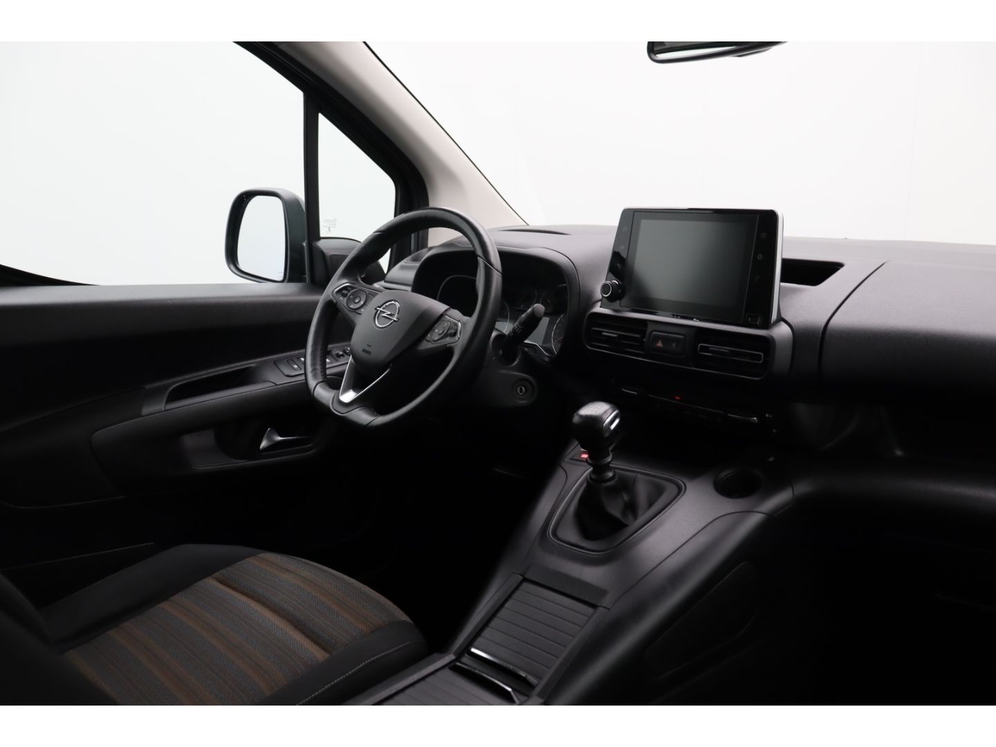Fahrzeugabbildung Opel Combo Life INNOVATION AHK Kamera SHZ