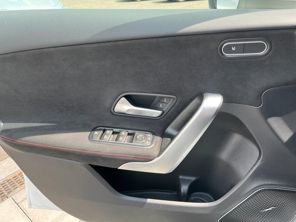 Mercedes-Benz A 45 AMG