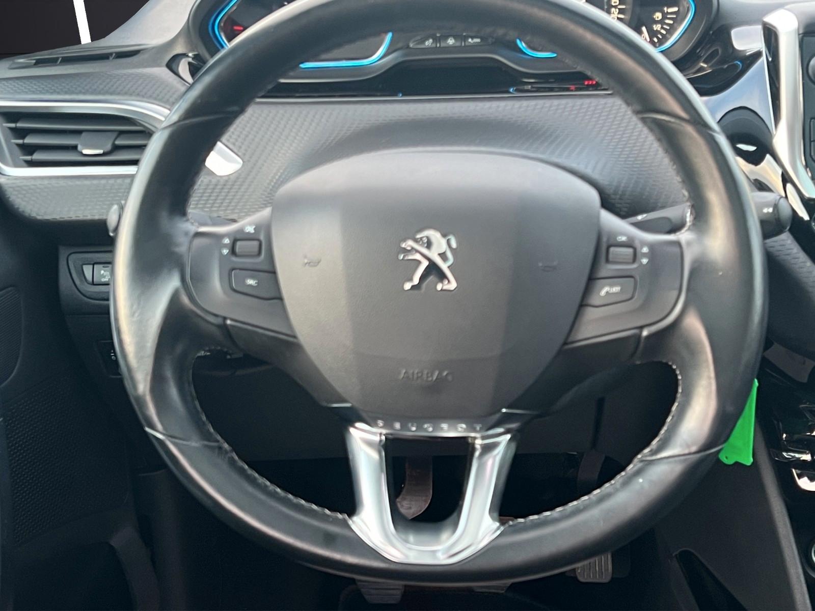 Peugeot 2008 Allure"Garantie-ServiceNEU"2.Hand