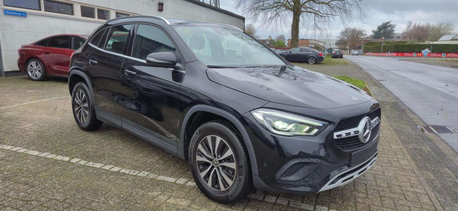 Mercedes-Benz GLA 180 GLA GLA 180