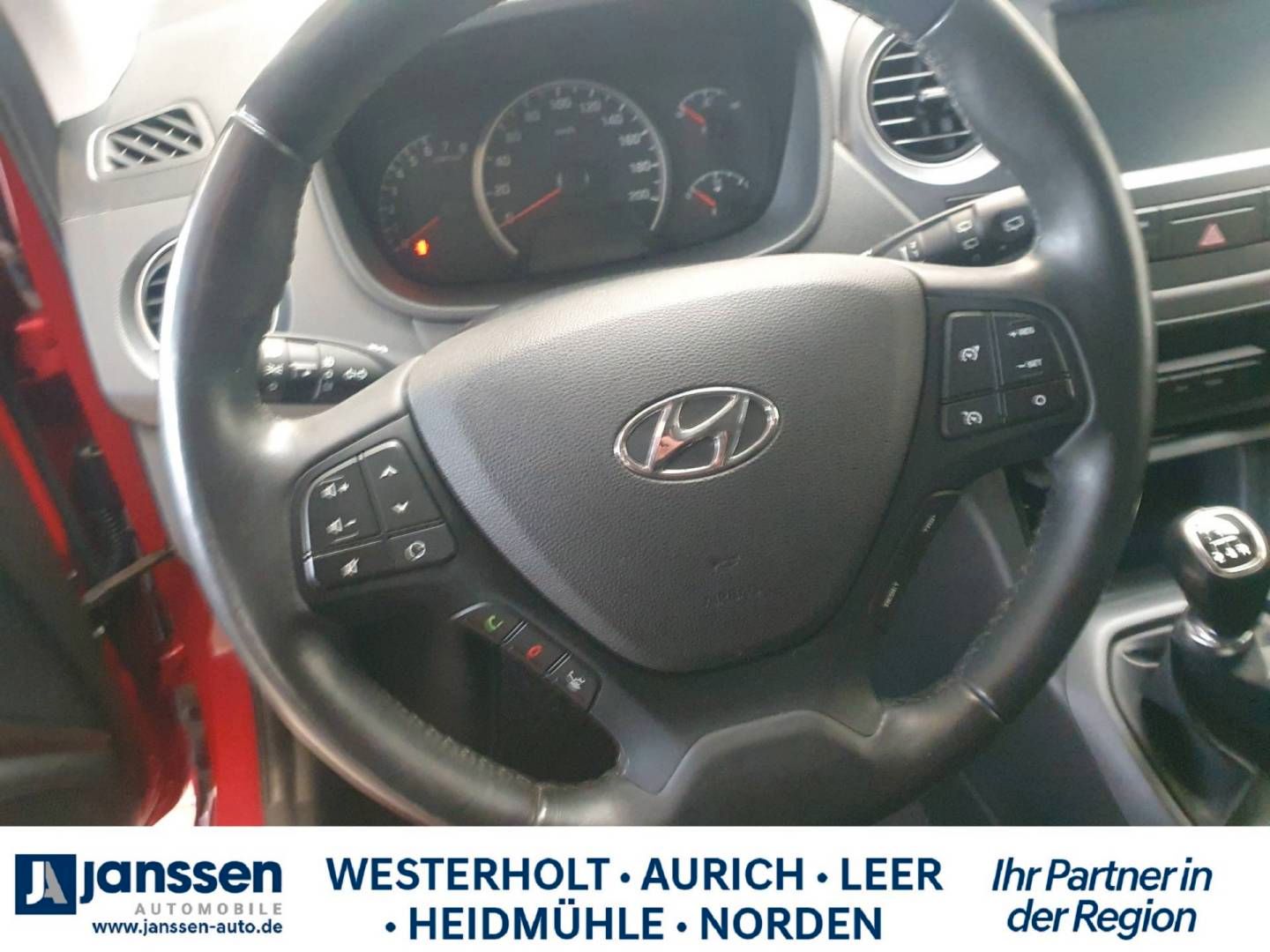 Fahrzeugabbildung Hyundai i10 Style Premium-Paket, Sicherheits-Paket