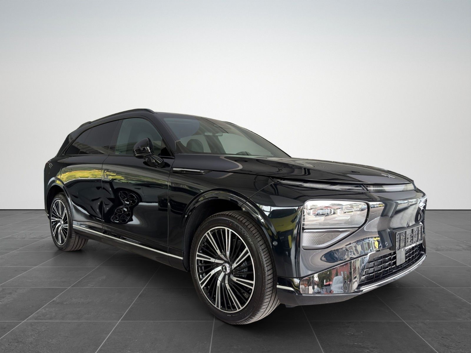 XPENG G9