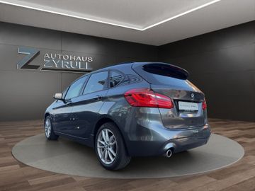 BMW 218 - 8