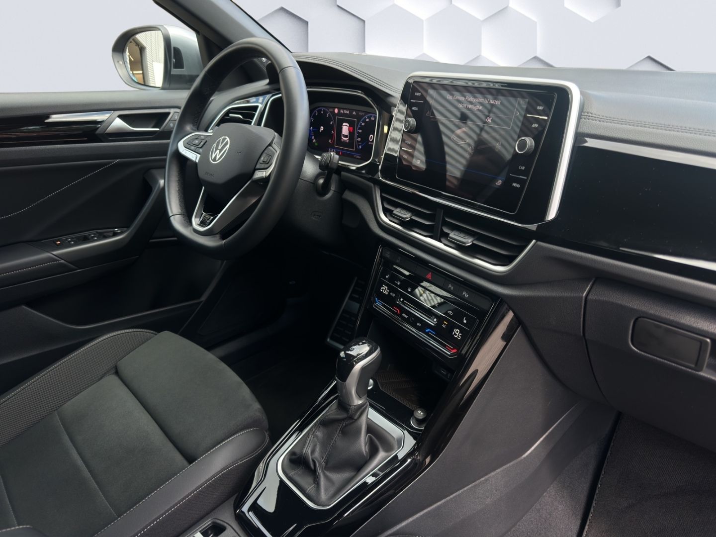 T-Roc 1.5 TSI R-Line 110kW DSG AHZV BeatsAudio A