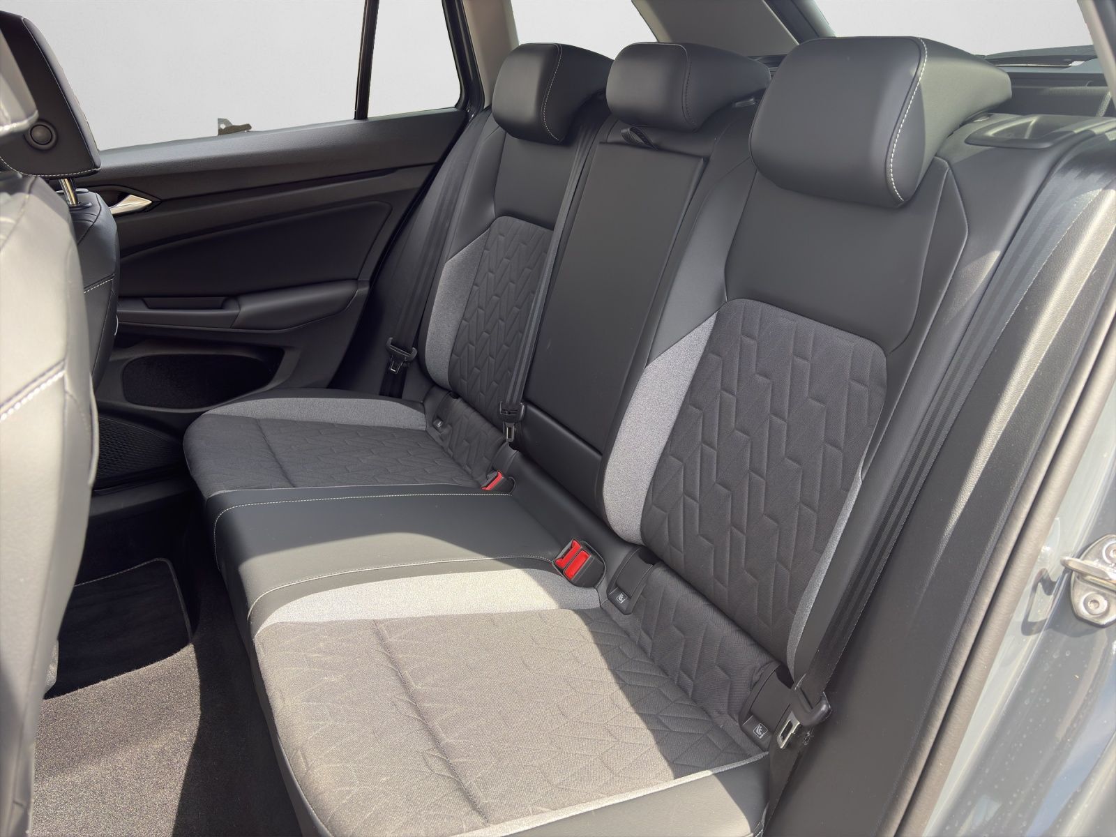 Volkswagen Golf - Bild 14