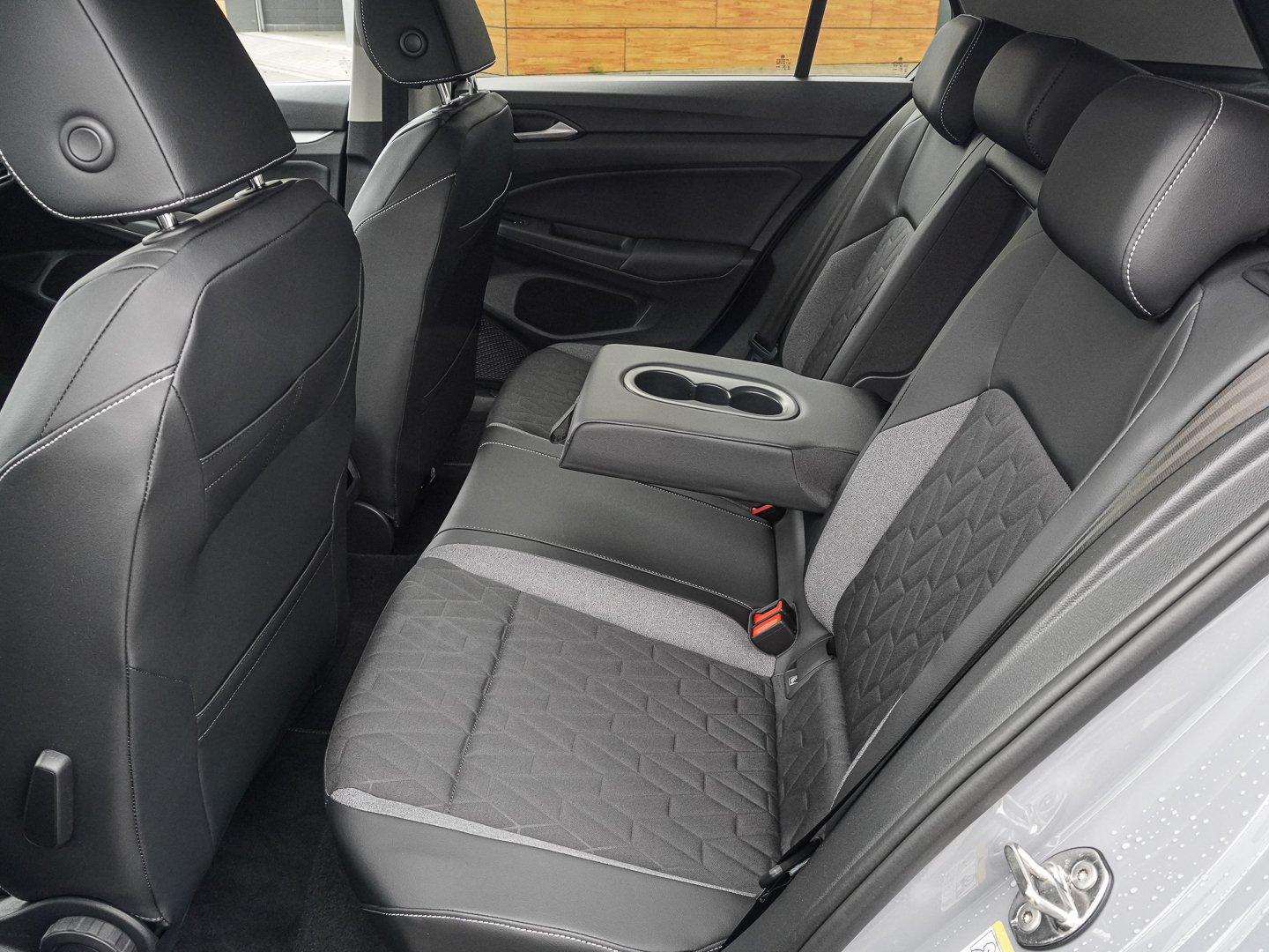 Volkswagen Golf 1.5 eTSI DSG Life Energy 360-KAMERA NAVI, миниатюра 16