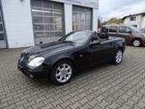 Mercedes-Benz SLK 200 2.Hd nur 56.000 Km, Leder, kein Rost - Mercedes-Benz SLK 200 in Frankfurt (Main)