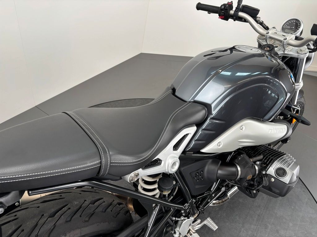 Fahrzeugabbildung BMW R NineT PURE *NEUWERTIG *1. HAND