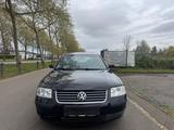 Volkswagen Passat 2.0 Comfortline 2.0  Rostfrei ! - Volkswagen Passat aus 2002