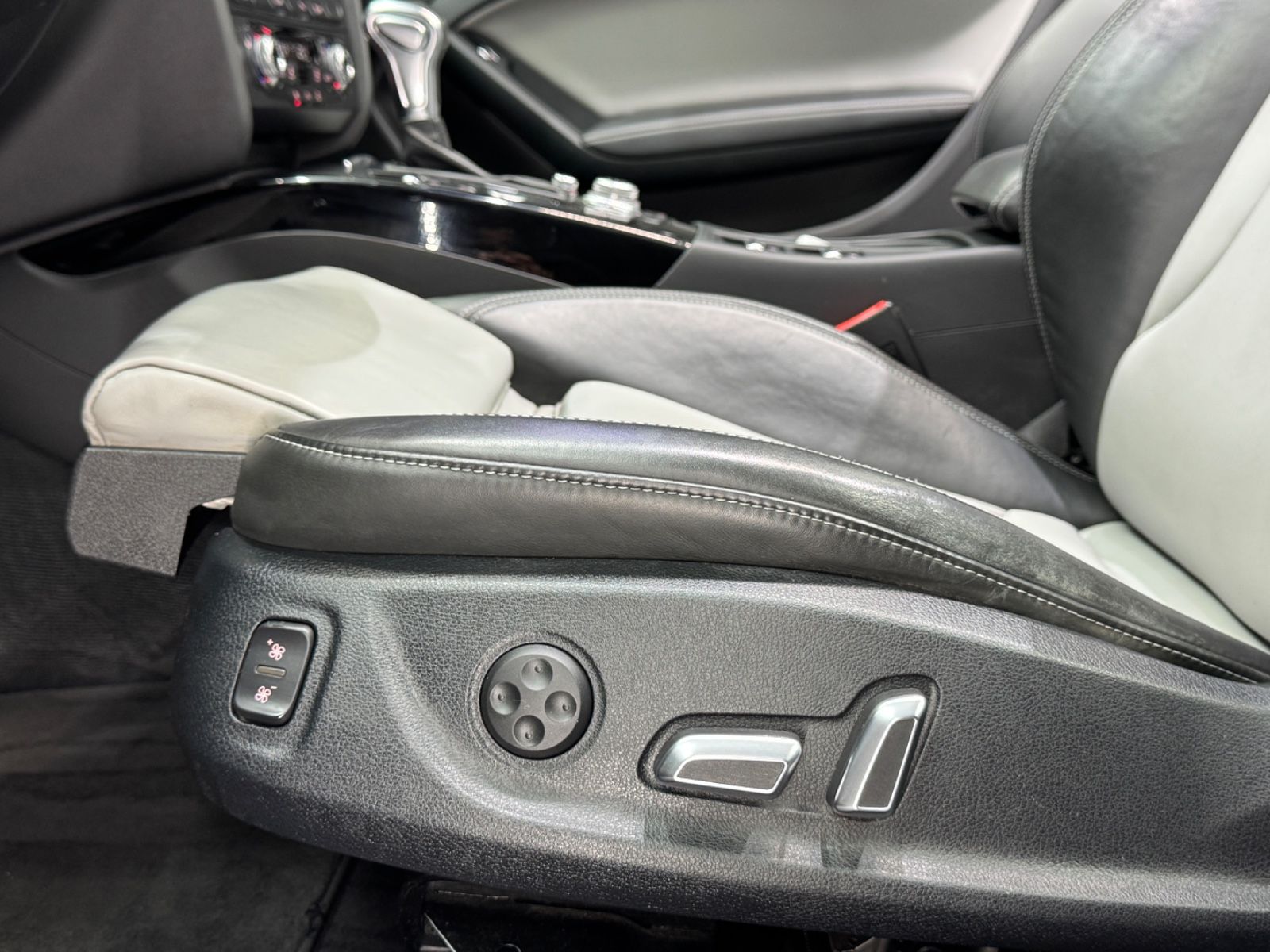 Fahrzeugabbildung Audi A5 Cabriolet 3.0 TDI quattro|3xS-LINE|S-TRONIC|