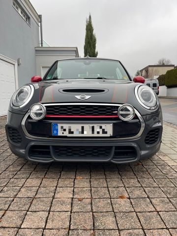 MINI John Cooper Works Cabrio John Cooper Works