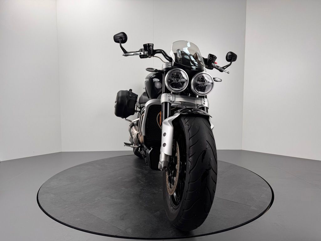 Fahrzeugabbildung Triumph ROCKET 3 R *TOP-ZUSTAND *REIFEN NEU *SERVICE NEU