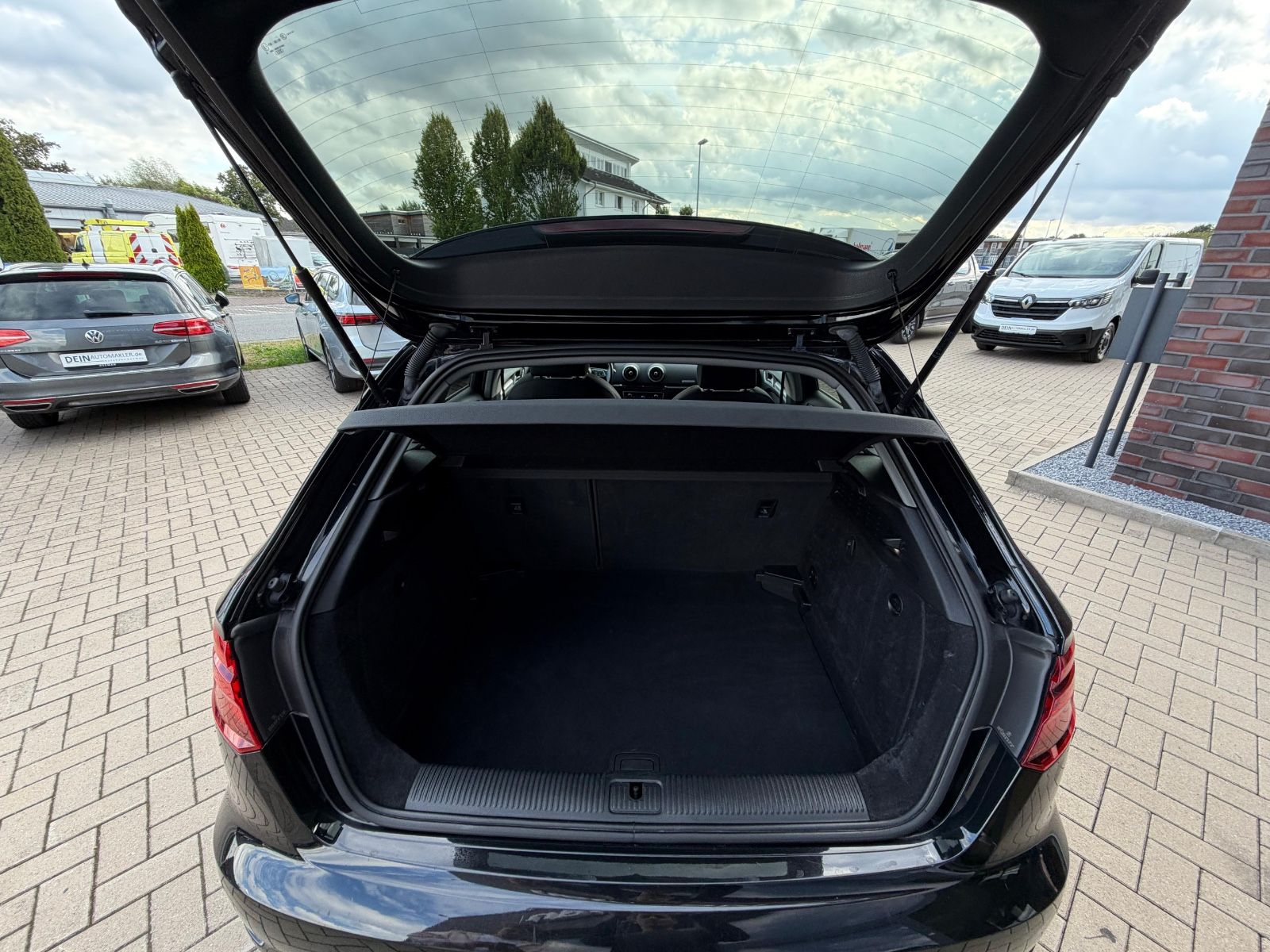 Fahrzeugbild 9