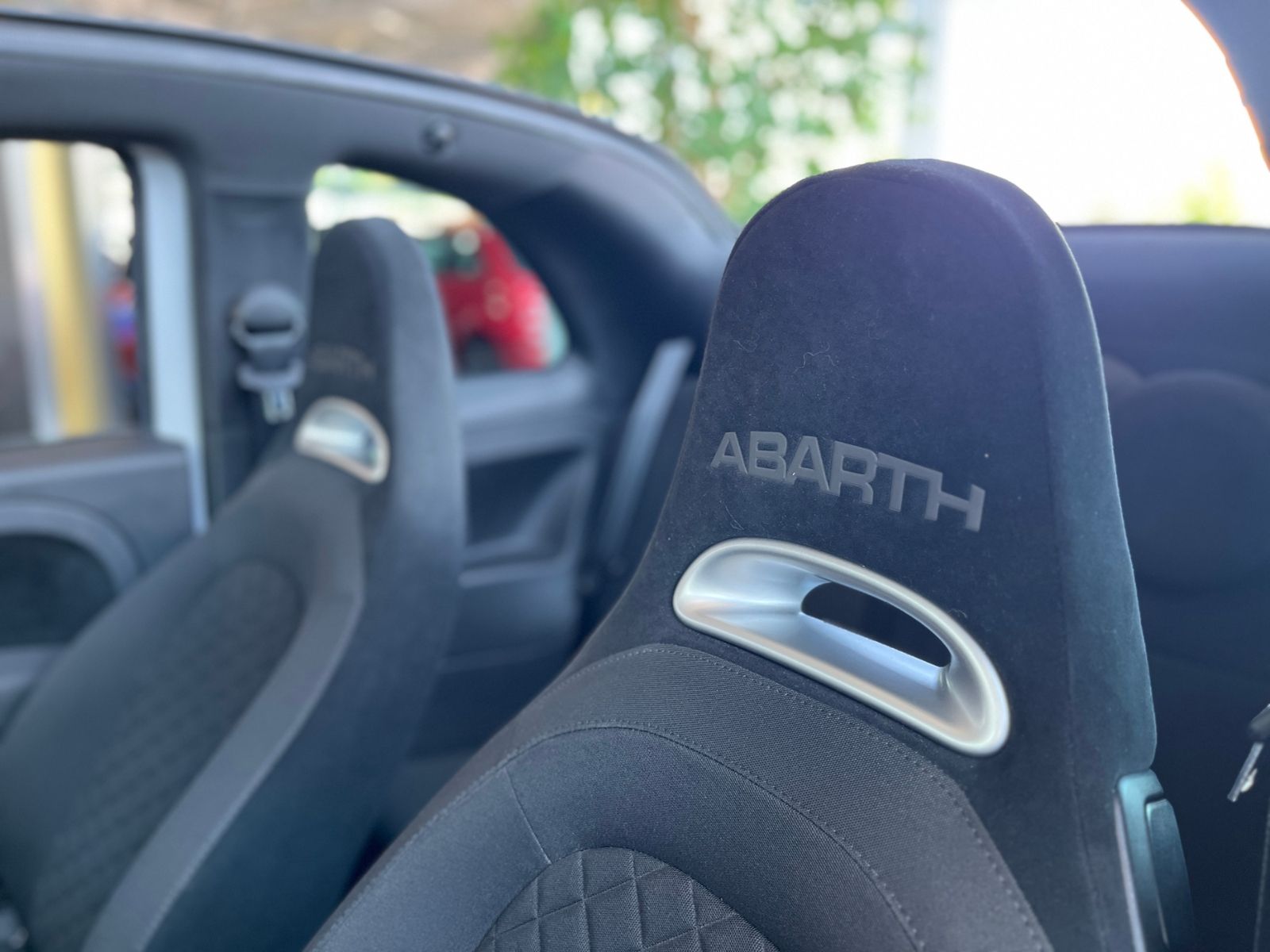 Fahrzeugabbildung Abarth 595C  1.4 T-Jet NAVI ALU