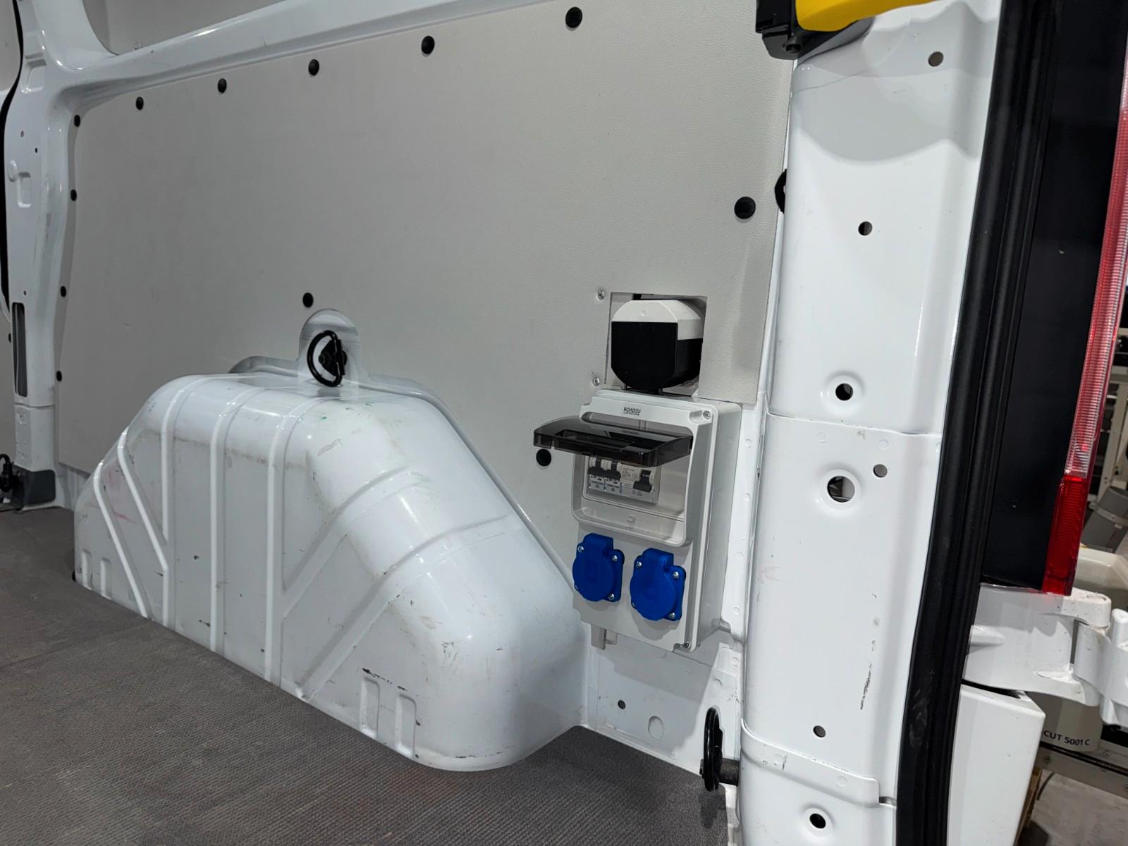 Ford Transit Custom 300 L2 Trend 2,0 TDCi | GARANTIE