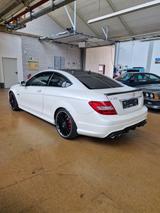 Mercedes-Benz C 63 AMG Coupe Performance - gebrauchte Mercedes-Benz C 63 AMG aus dem Jahr 2012